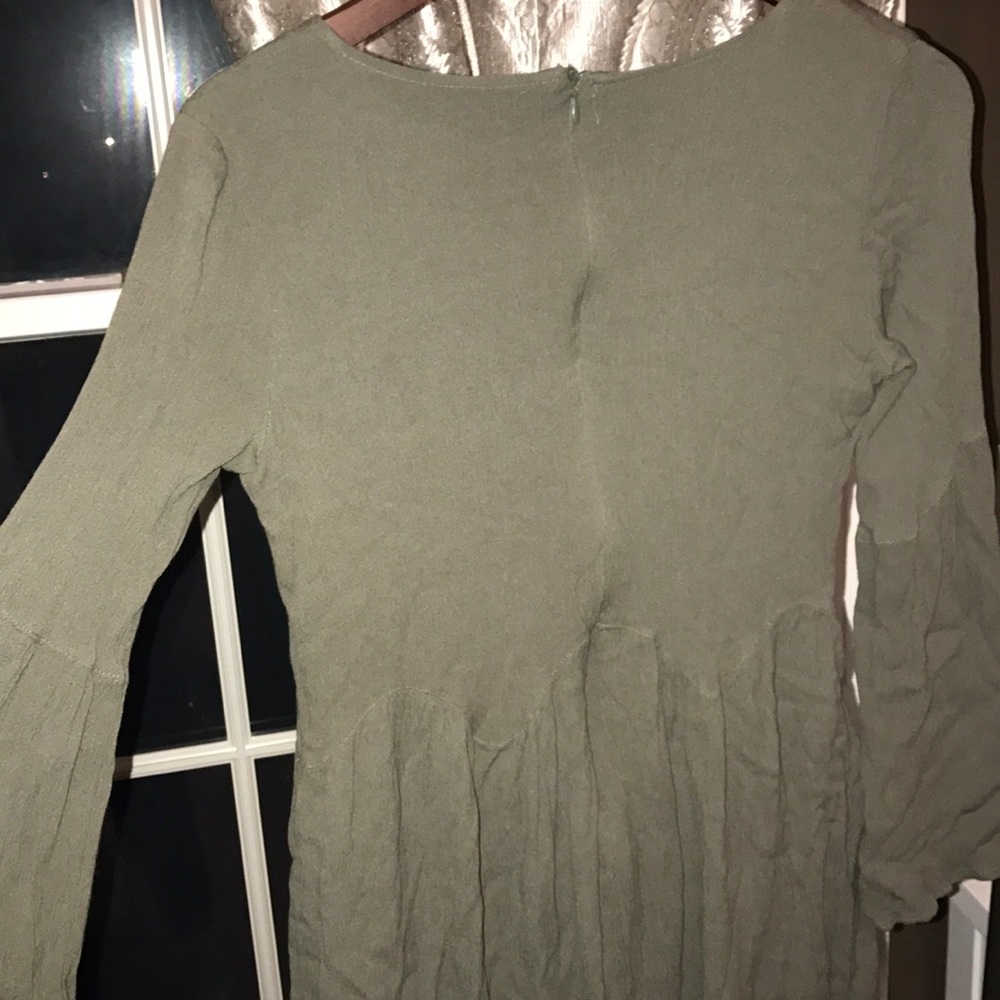 Dress - Picture 4 of 4